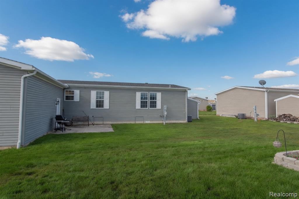 11166 Walden Court, South Lyon, MI 48178 — Photo 26