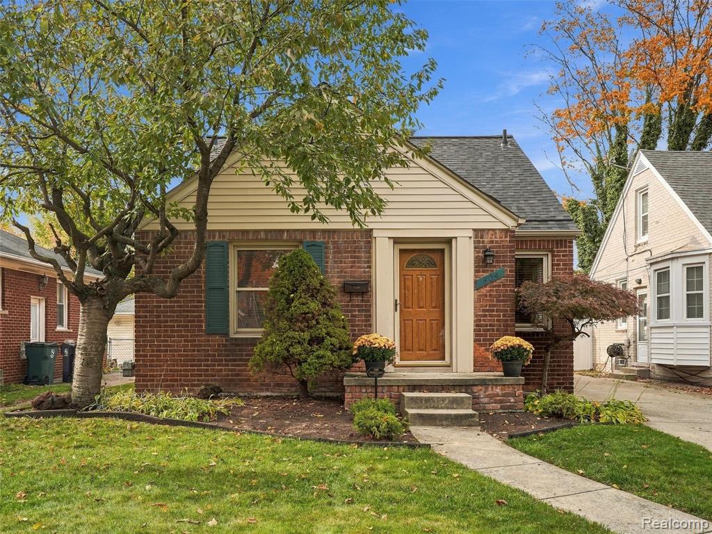 604 S Edison Avenue, Royal Oak, MI 48067