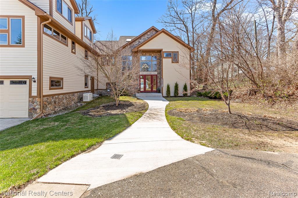 1100 Clearwater Boulevard, White Lake, MI — Photo 94
