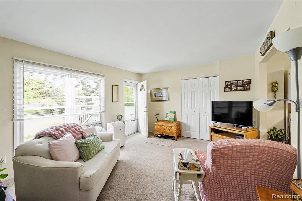 4987 E M 36, Pinckney, MI 48169 — Photo 6