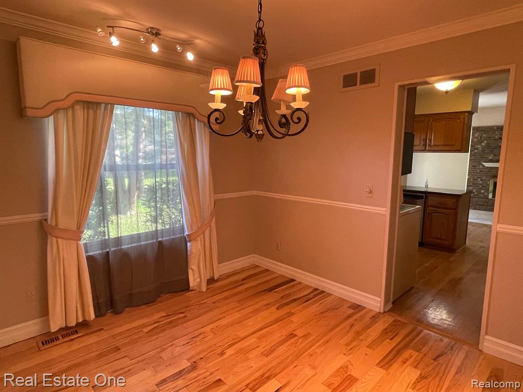 7482 ADMIRALTY Drive, Canton, MI 48187 — Photo 5