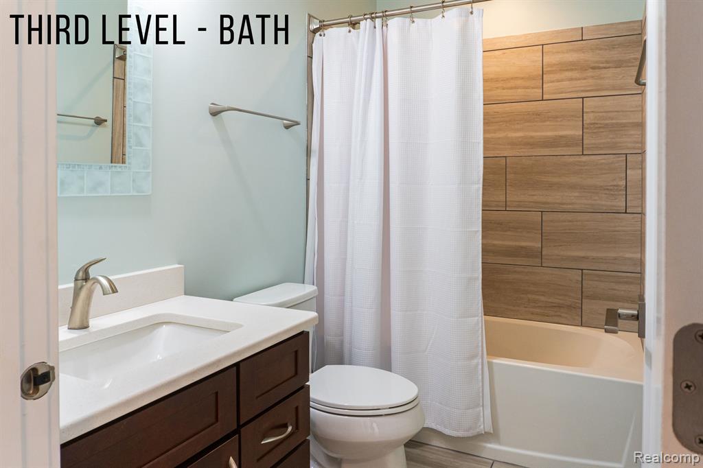 2836 RIDINGTON Road, Ann Arbor, MI 48105 — Photo 47