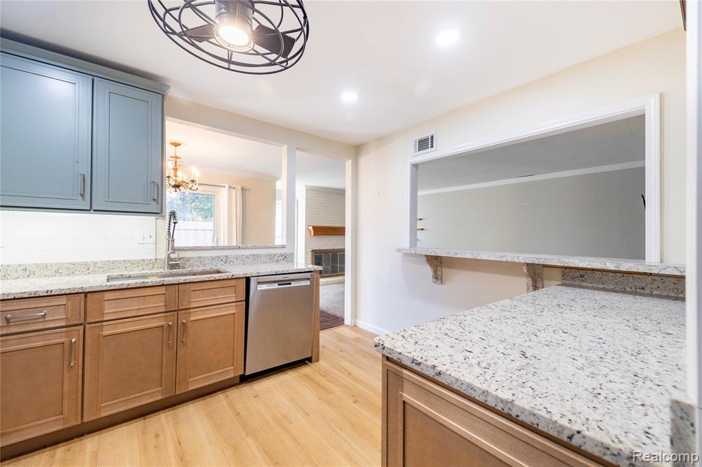8337 Colony Drive, 2, Grosse Ile, MI 48138 — Photo 15