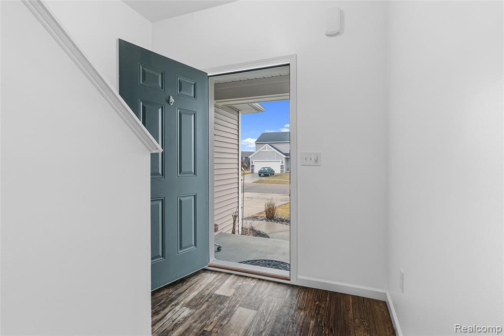 3069 Oxford Lane, Flushing, MI 48433 — Photo 7
