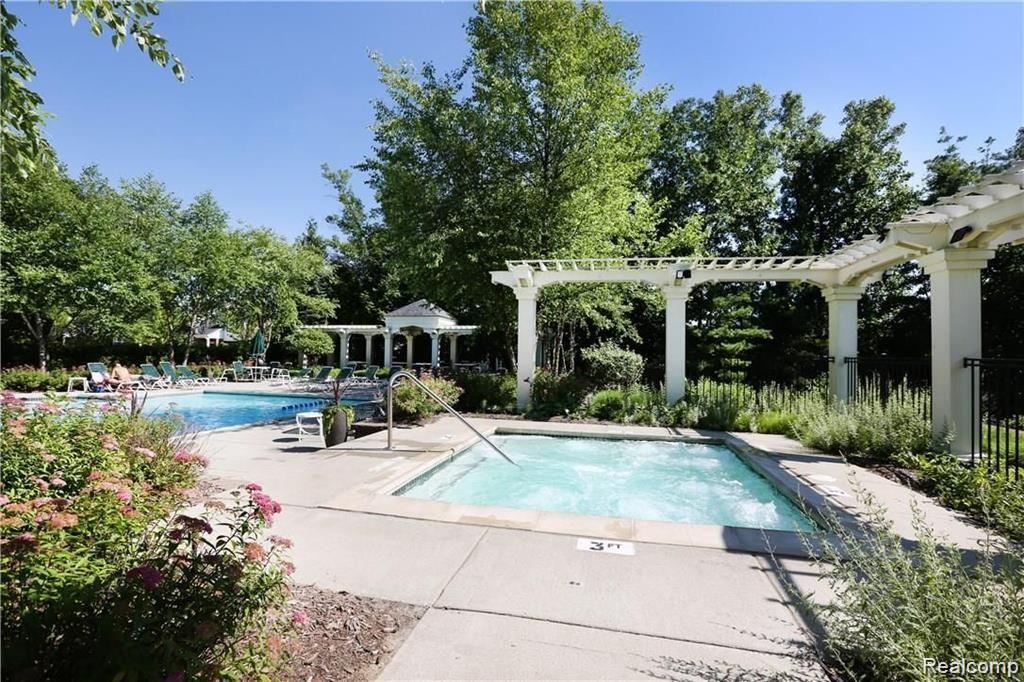14204 ADRI Circle, Walled Lake, MI 48390 — Photo 18