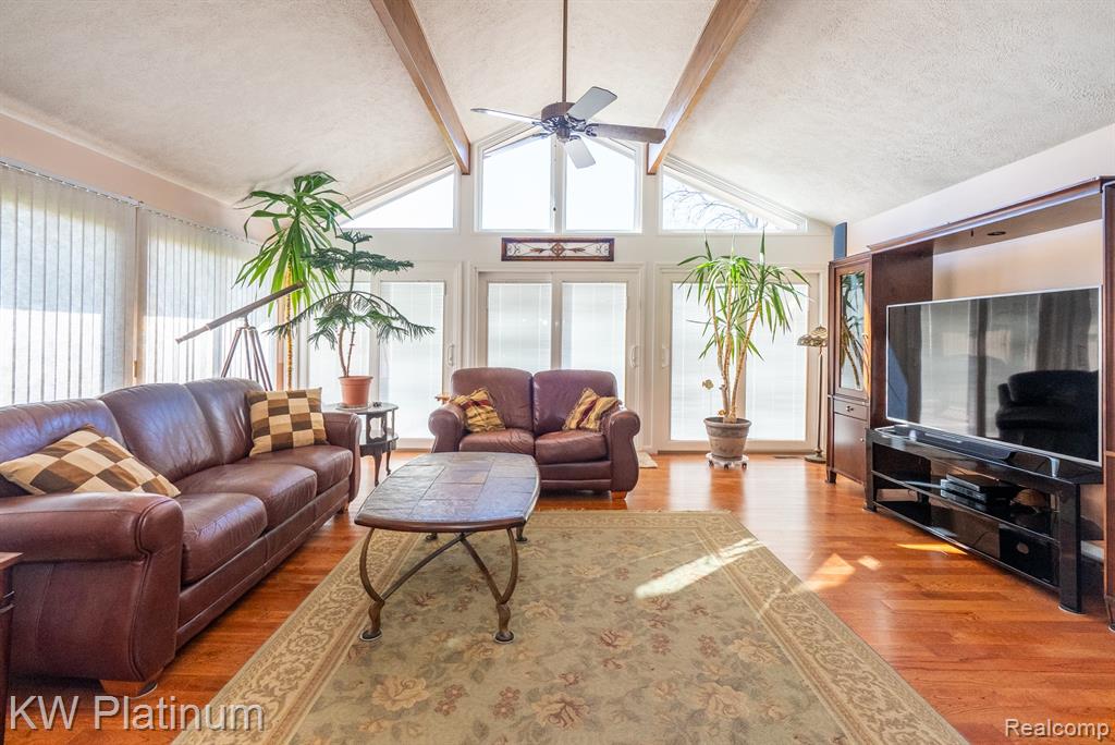 48218 Harbor Drive, Chesterfield, MI 48047 — Photo 31