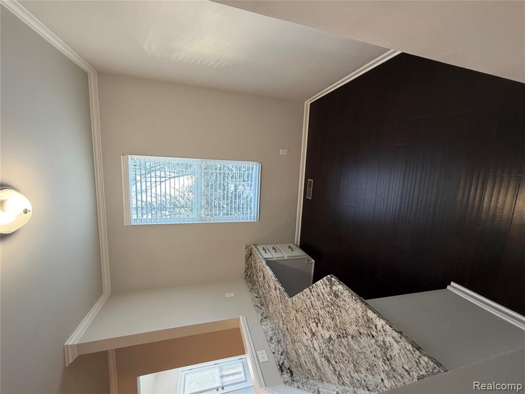 31065 Tremont Lane, Beverly Hills, MI 48025 — Photo 7