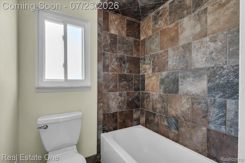 5063 Abington Drive, Troy, MI 48085 — Photo 25