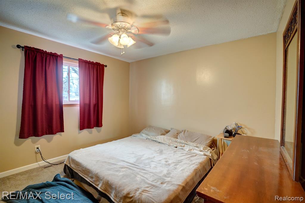 502 W BENJAMIN Street, Linwood, MI 48634 — Photo 11