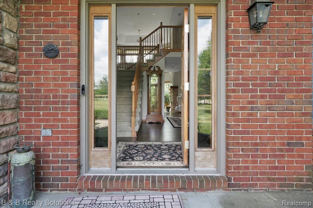 111 Amy Lynn Court, Metamora, MI 48455 — Photo 9