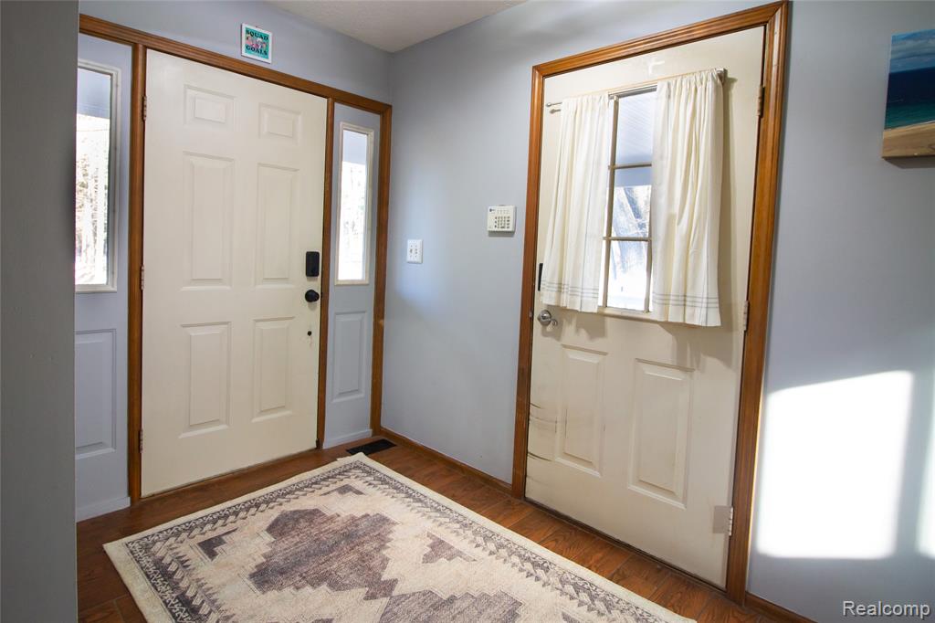 2477 Spruce Ridge, Howell, MI 48855 — Photo 9