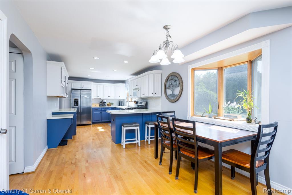 41924 Amberly Drive, Clinton Twp, MI 48038 — Photo 10