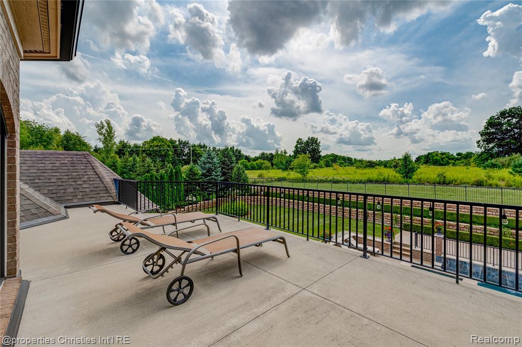 48928 Barola Court, Northville, MI 48167 — Photo 46