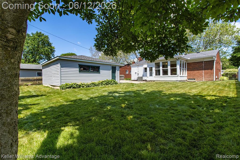 41119 Russet Lane, Plymouth, MI 48170 — Photo 44