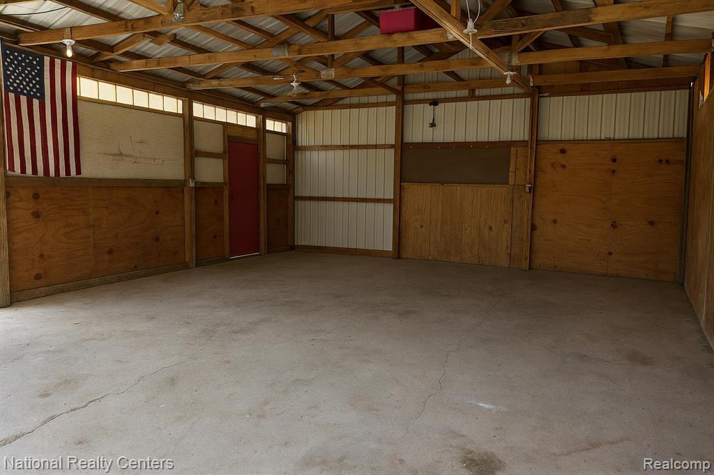 4065 Manitoba Street, Auburn Hills, MI 48326 — Photo 13