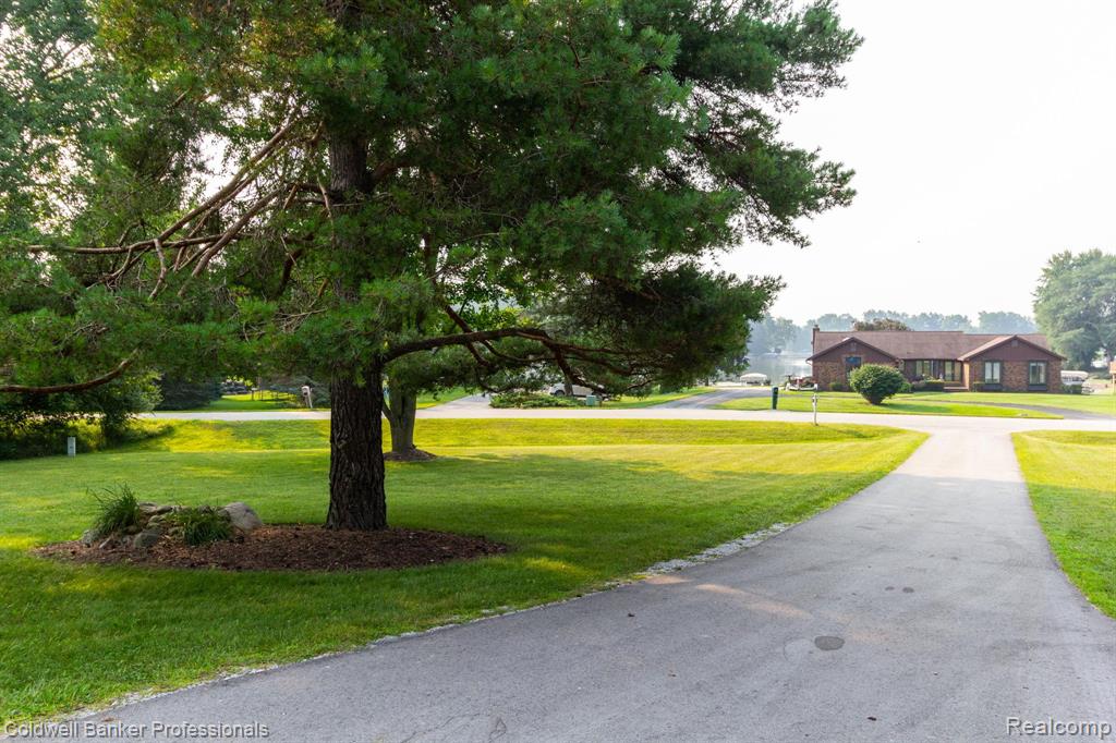 2809 Galway Bay Drive, Metamora, MI 48455 — Photo 42