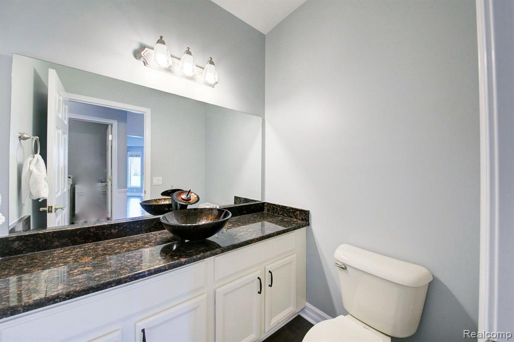 49169 Founders Court, Canton, MI 48187 — Photo 25