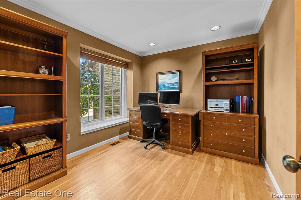 5092 Julian Drive, Troy, MI 48085 — Photo 3
