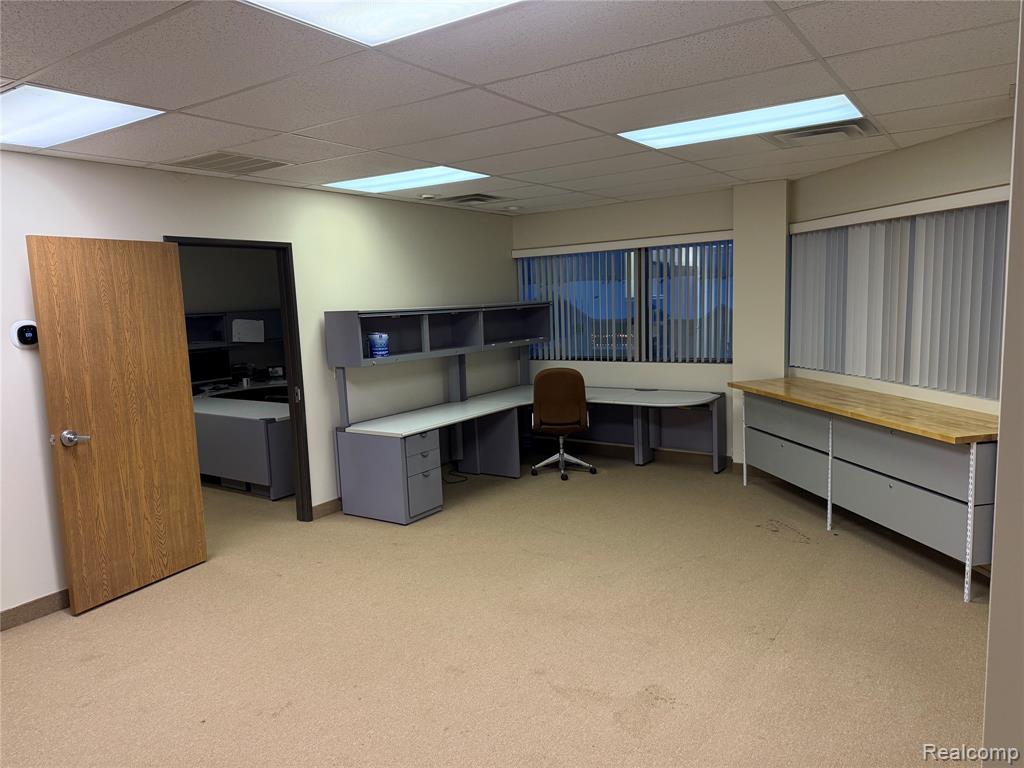 14165 N FENTON Road, Fenton, MI 48430 — Photo 2