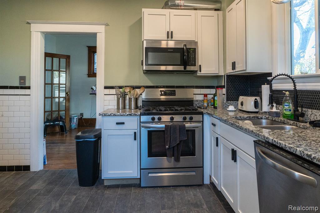 73 TENNYSON Street, Highland Park, MI 48203 — Photo 16
