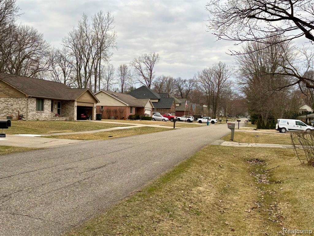 53230 LUANN Drive, Shelby Twp, MI 48316 — Photo 38