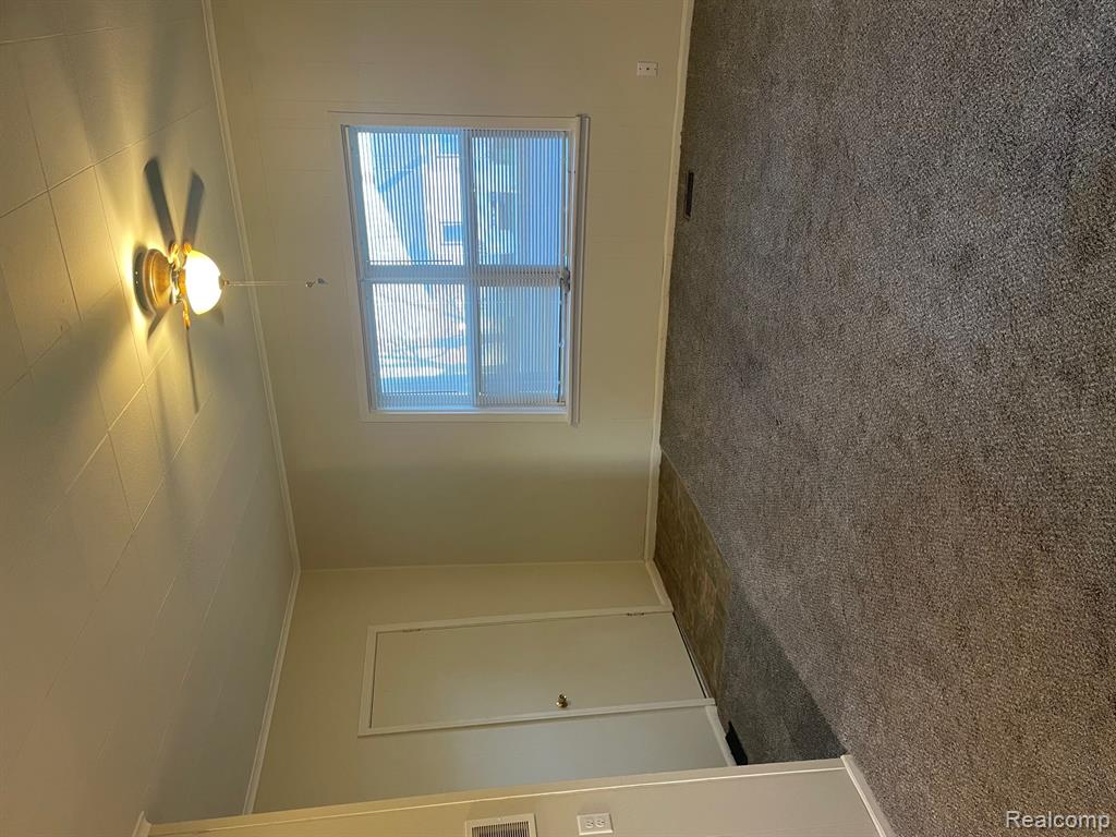 8536 Perry Road, Atlas, MI — Photo 6