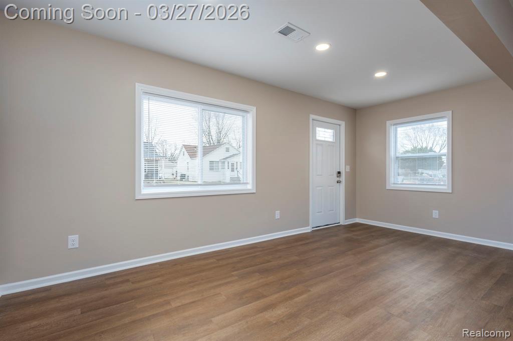 23147 Tawas Avenue, Hazel Park, MI 48030 — Photo 9