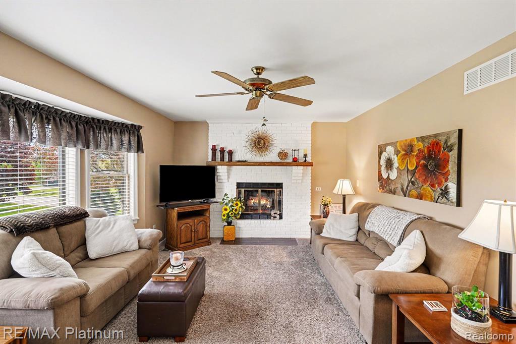 61959 Topsfield Lane, South Lyon, MI 48178 — Photo 4