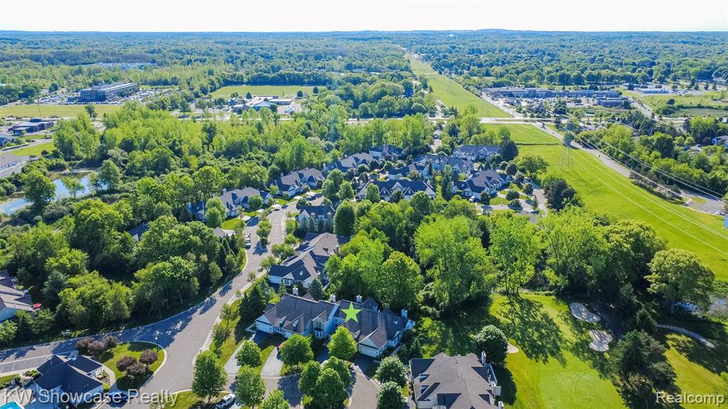 5726 Pinecroft Court, 44, Clawson, MI — Photo 47
