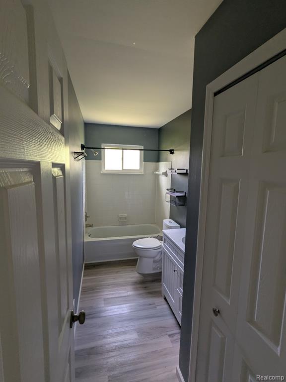 631 S ELM Street, Lapeer, MI 48446 — Photo 9