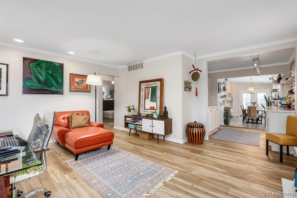 626 E Windemere Avenue, Royal Oak, MI 48073 — Photo 13
