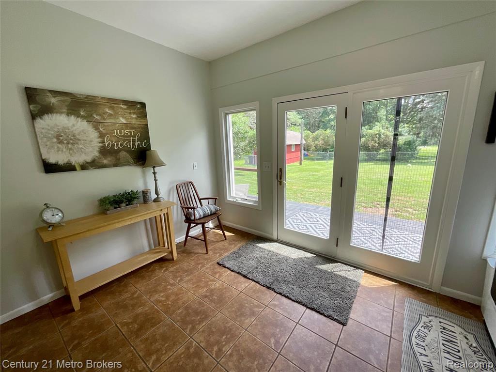 6010 N Seymour Road, Flushing, MI 48433 — Photo 16