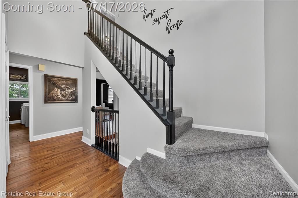 240 Rosebud Court, Walled Lake, MI 48390 — Photo 10