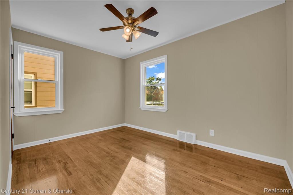 4191 Grindley Park Street, Dearborn Heights, MI 48125 — Photo 13