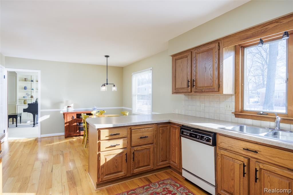 534 Westover Pass, Grand Blanc, MI 48439 — Photo 12