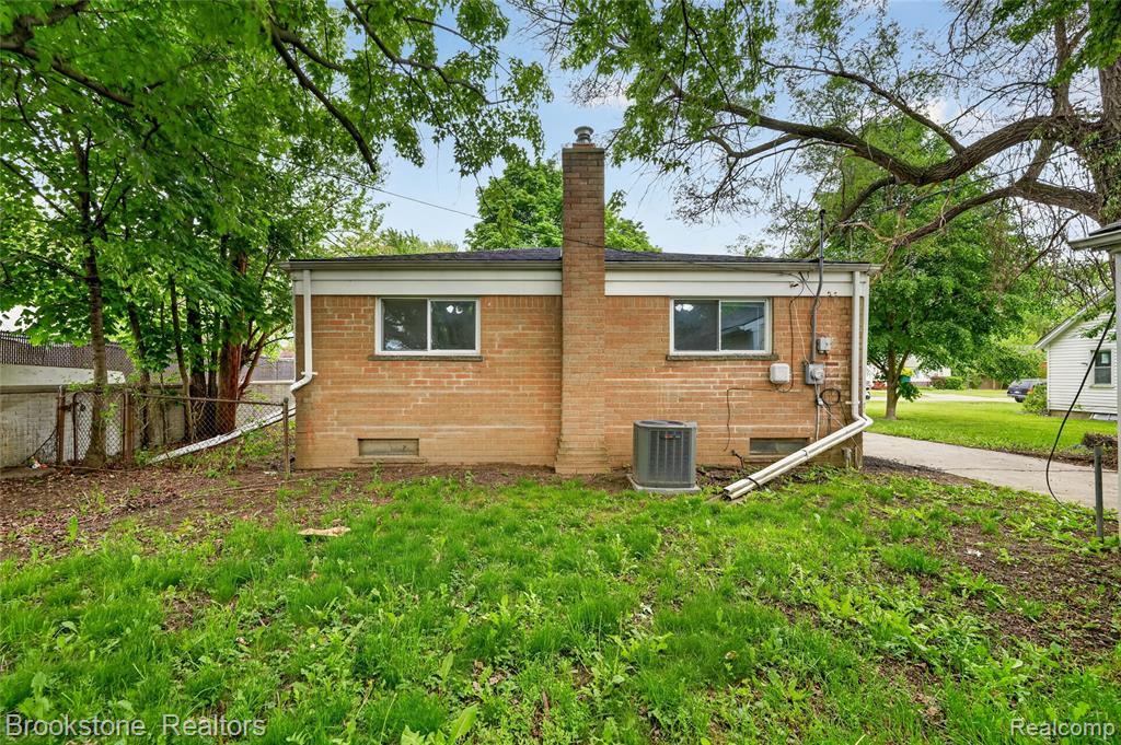 24915 Tallman Avenue, Warren, MI 48089 — Photo 32