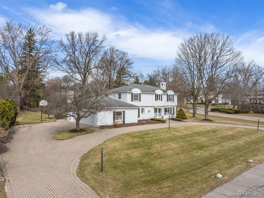 4366 Ardmore Drive, Bloomfield Hills, MI 48302 — Photo 56