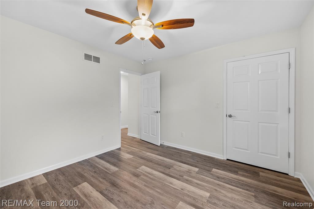 4253 Polk Street, Dearborn Heights, MI 48125 — Photo 18