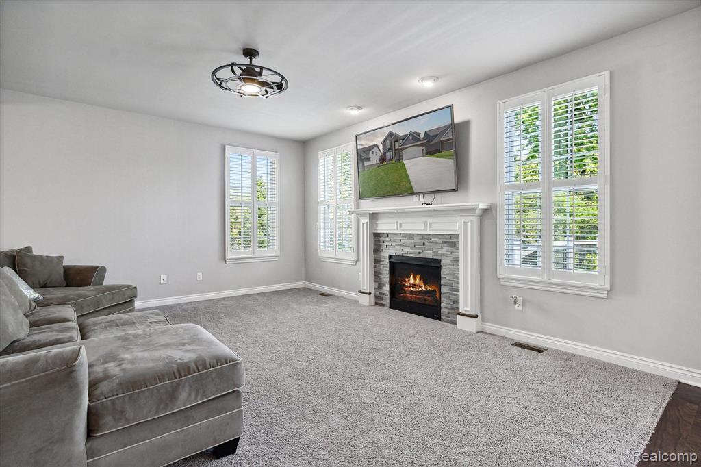30796 Asbury Hill Drive, New Hudson, MI 48165 — Photo 12