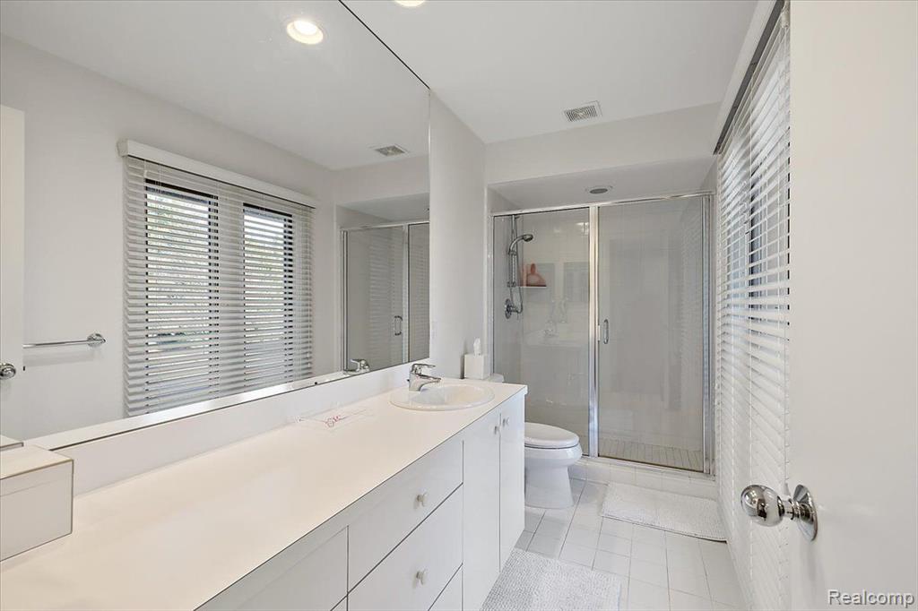 7179 Leyland Court, Bloomfield Hills, MI 48301 — Photo 27