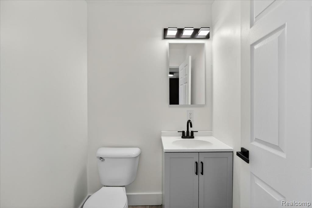 48 Broadway St., Suite D, Oxford, MI 48371 — Photo 12