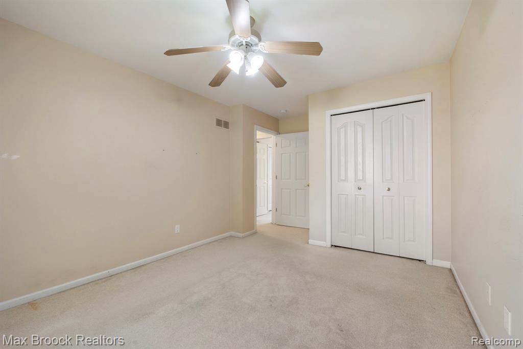 7657 Windgate Circle, West Bloomfield, MI 48323 — Photo 31