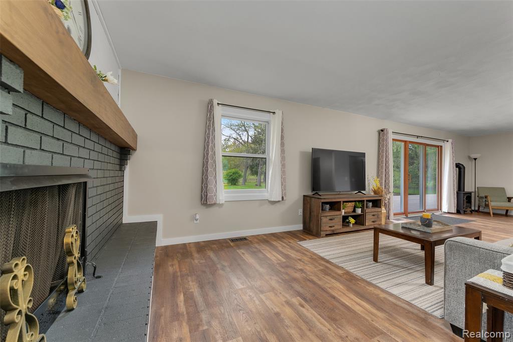 8077 Hunter Road, Bath, MI 48808 — Photo 2