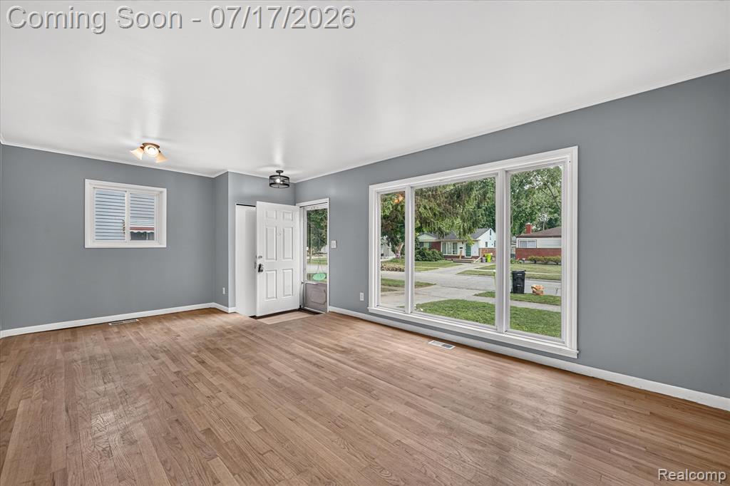 903 Bernie Lane, Madison Heights, MI 48071 — Photo 6