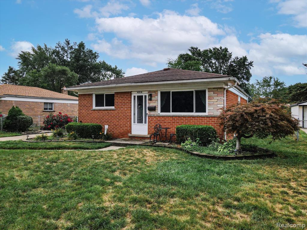 4314 Orr Avenue, Warren, MI 48091 — Photo 4