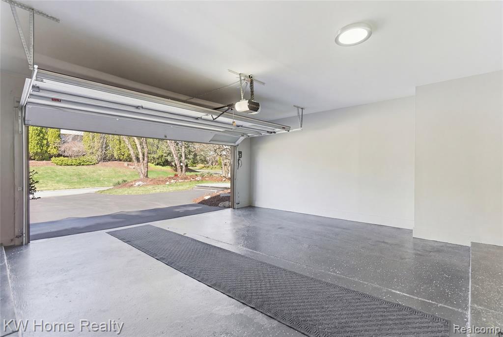 4749 Tara Court, West Bloomfield, MI 48323 — Photo 68