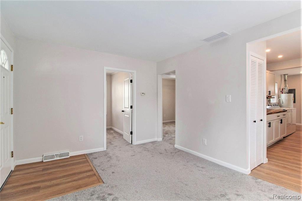 6041 HAROLD Street, Taylor, MI 48180 — Photo 8