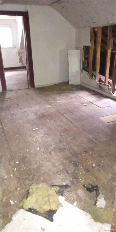 13832 PINEWOOD Street, Detroit, MI, 48205