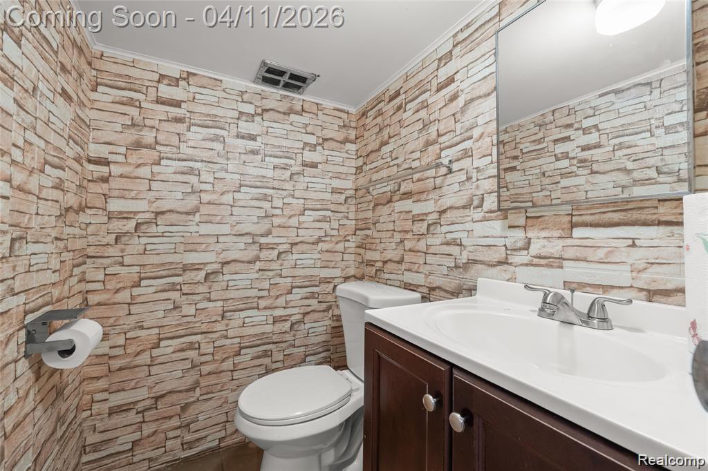 6452 Arcola Street, Garden City, MI — Photo 9