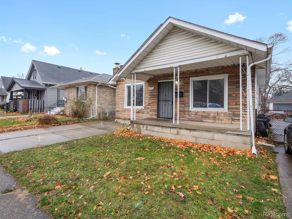 6533 VAUGHAN Street, Detroit, MI 48228 — Photo 2